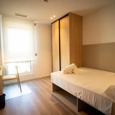 Hotel Mass Campus *